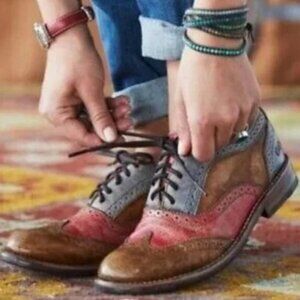 Bed Stu Lita Black and Rose Leather Wingtip Oxfords Size 6.5 Women's